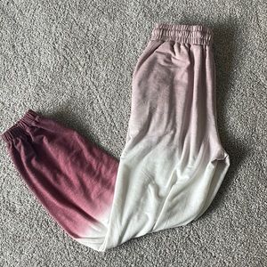 Women’s Knox Rose lounge pants!